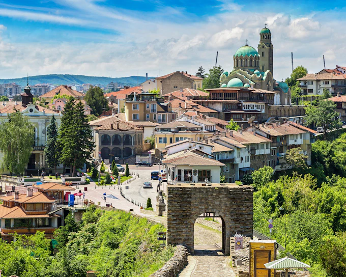 From Bucharest: Arbanassi & Veliko Tarnovo Small-Group Guided Day Trip