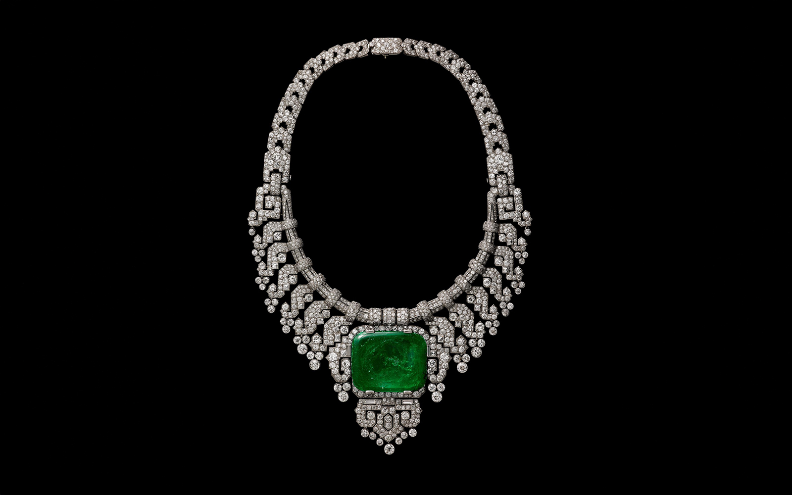 Cartier diamond and emerald necklace at National Gallery of Victoria exhibition, Melbourne.