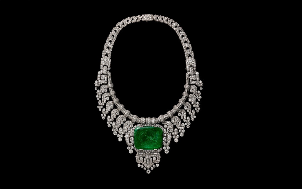 Cartier diamond and emerald necklace at National Gallery of Victoria exhibition, Melbourne.