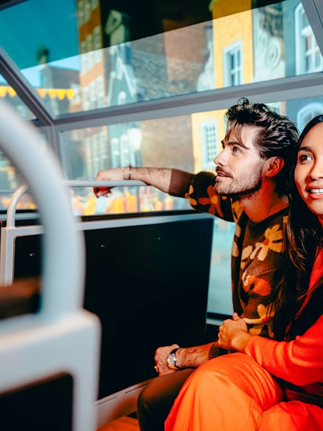 Guests enjoying scenic views on Highlights of Holland tour.