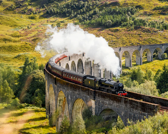 From Edinburgh: Glenfinnan, Glencoe & Fort William Day Trip