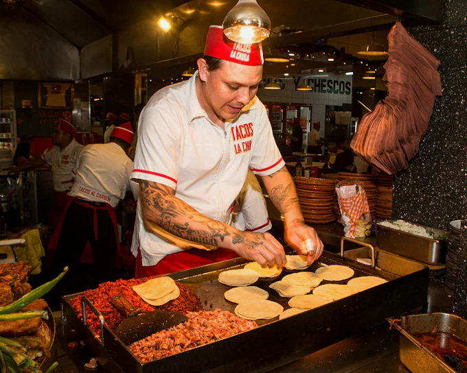 Mexico City Taco and Mezcal Night Tour
