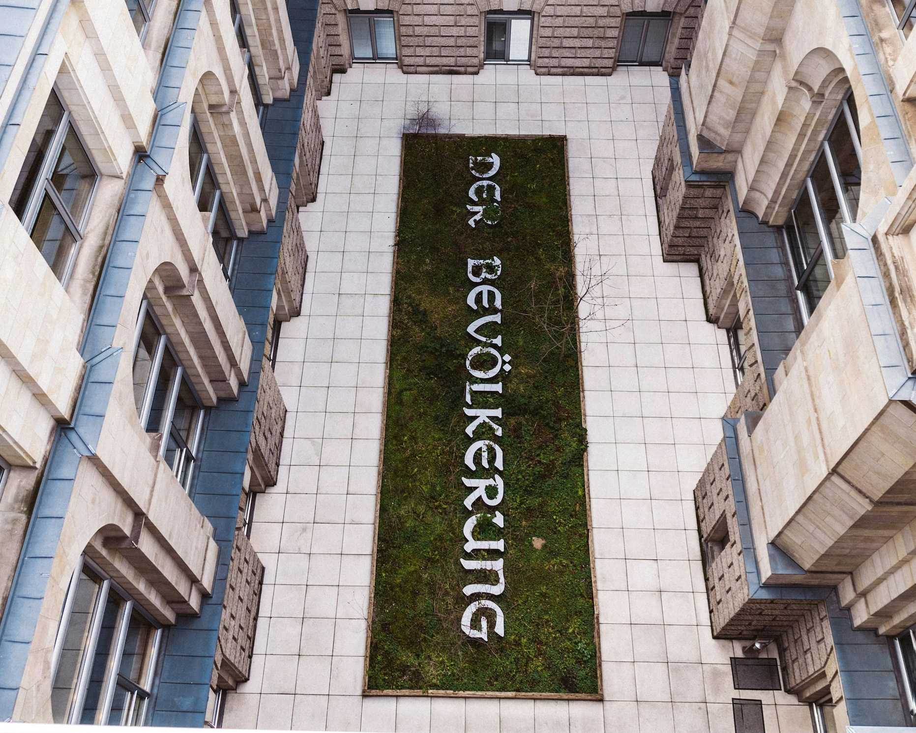 Reichstag courtyard