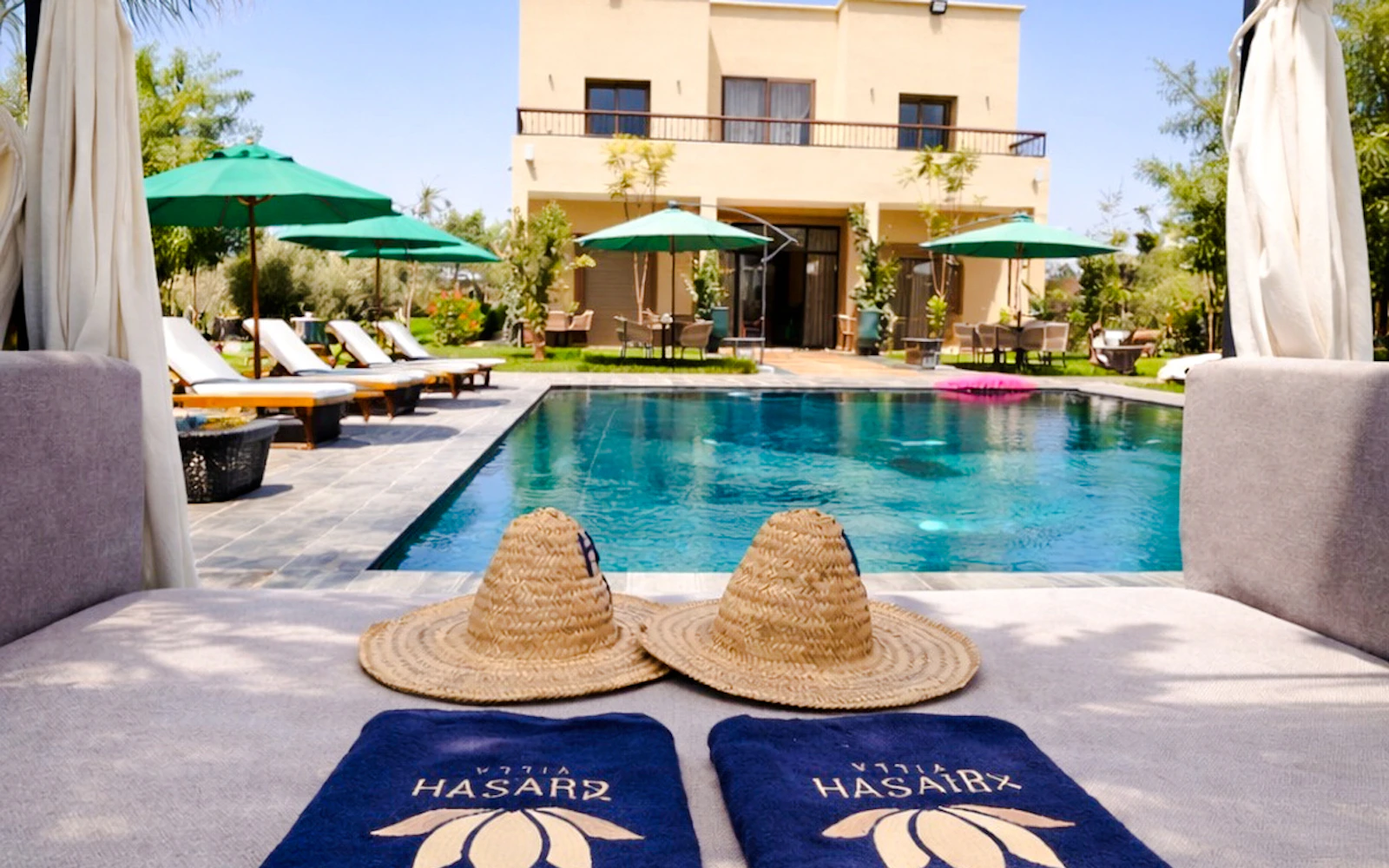 Marrakesh Villa Pool Day with 3-Course Moroccan Lunch and Round-Trip Transfers (Product 52922)
