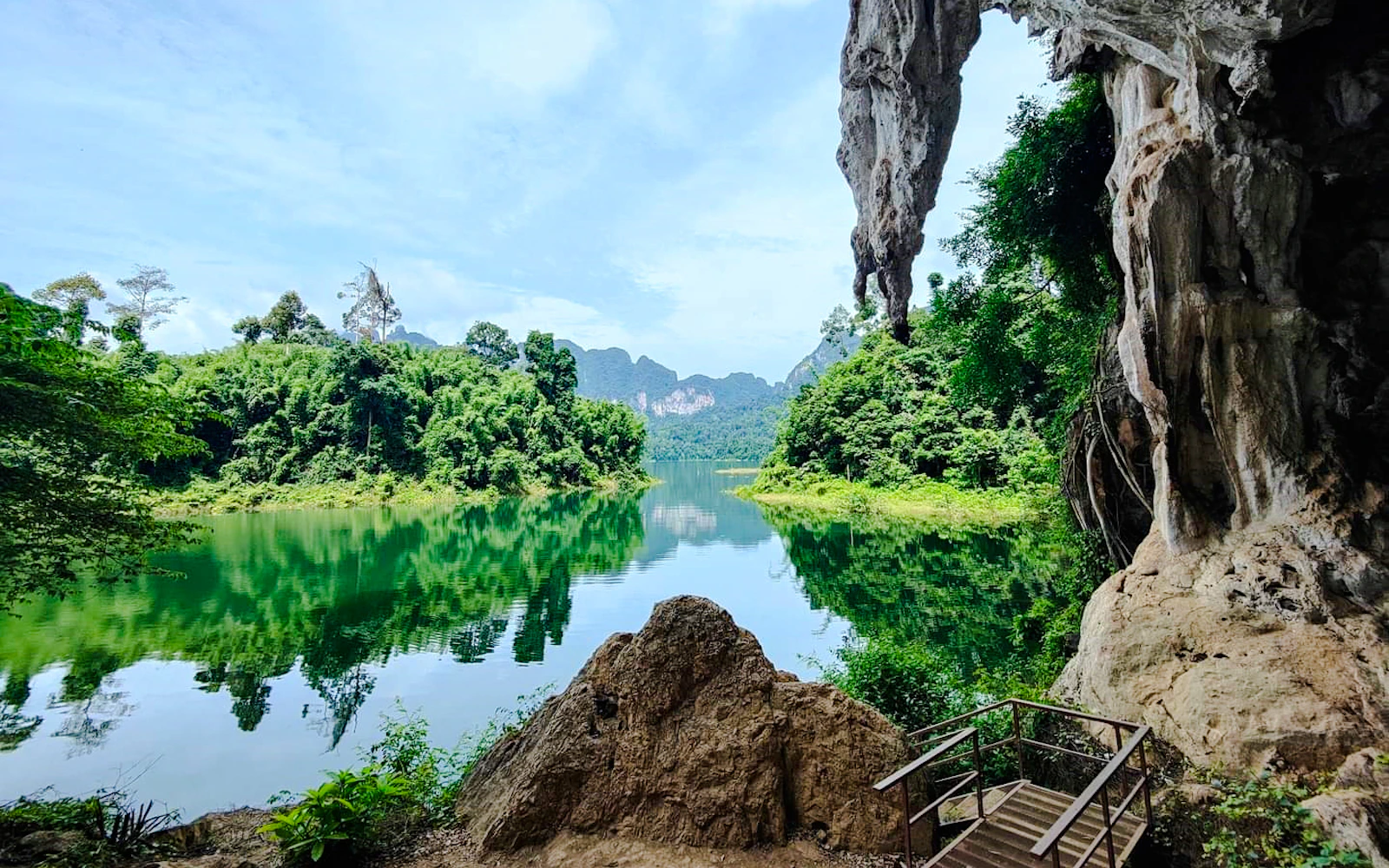 Krabi: Khao Sok National Park One Day Tour in Cheow Lan Lake