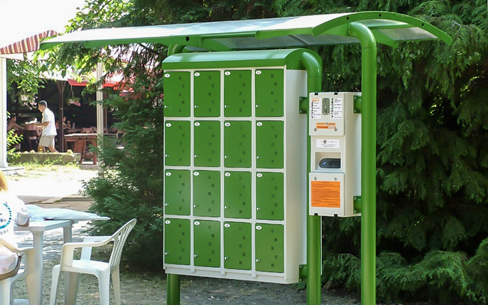 Private lockers available at Lukacs Spa in Budapest.