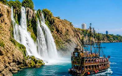 From Antalya: Pirate Boat Cruise with Lunch and Roundtrip Transfer