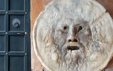 Secrets of the Mouth of Truth & Cosmedin Basilica: Audio-Gui