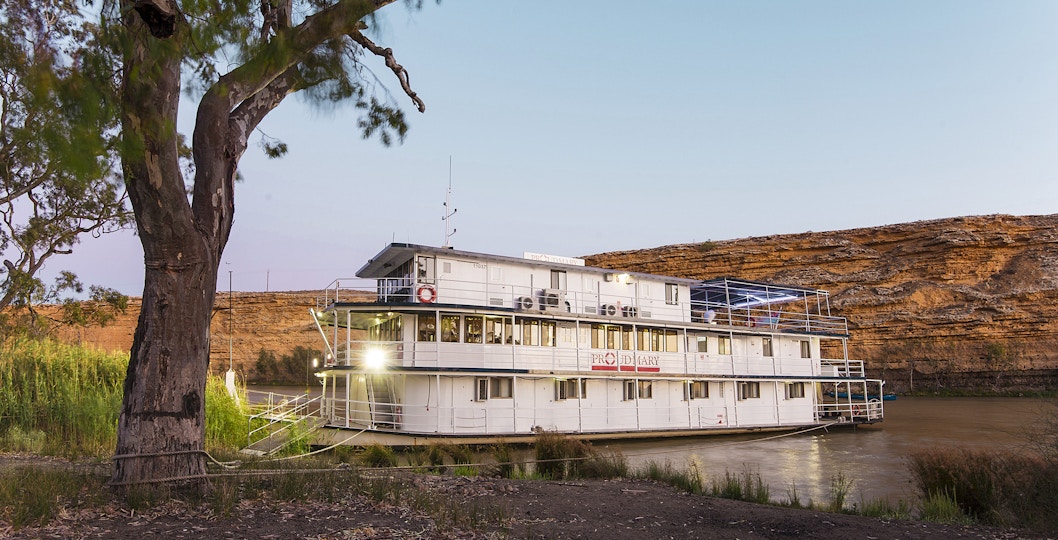 Murray River cruises