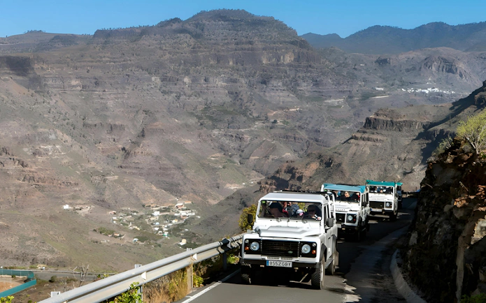 Jeep convoy on a mountain road during Gran Canaria safari tour.