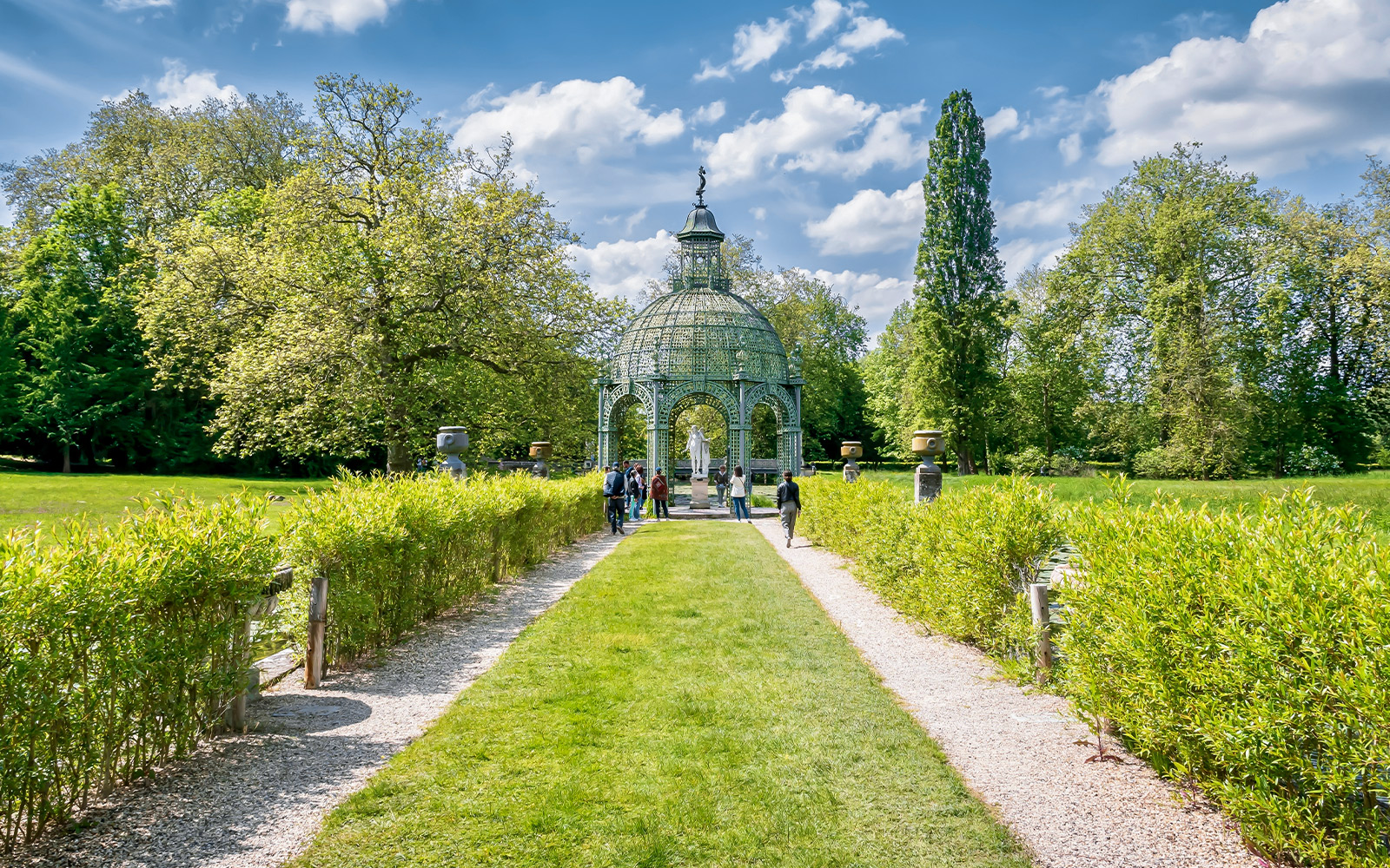 Chateau de Chantilly Garden