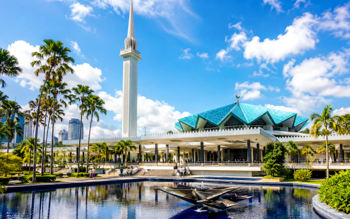 Kuala Lumpur Private Batu Caves and City Highlights Tour with Hotel Pickup