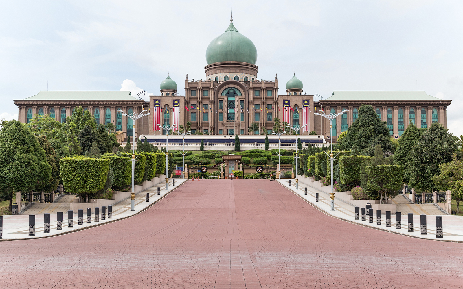 Putra Dataran