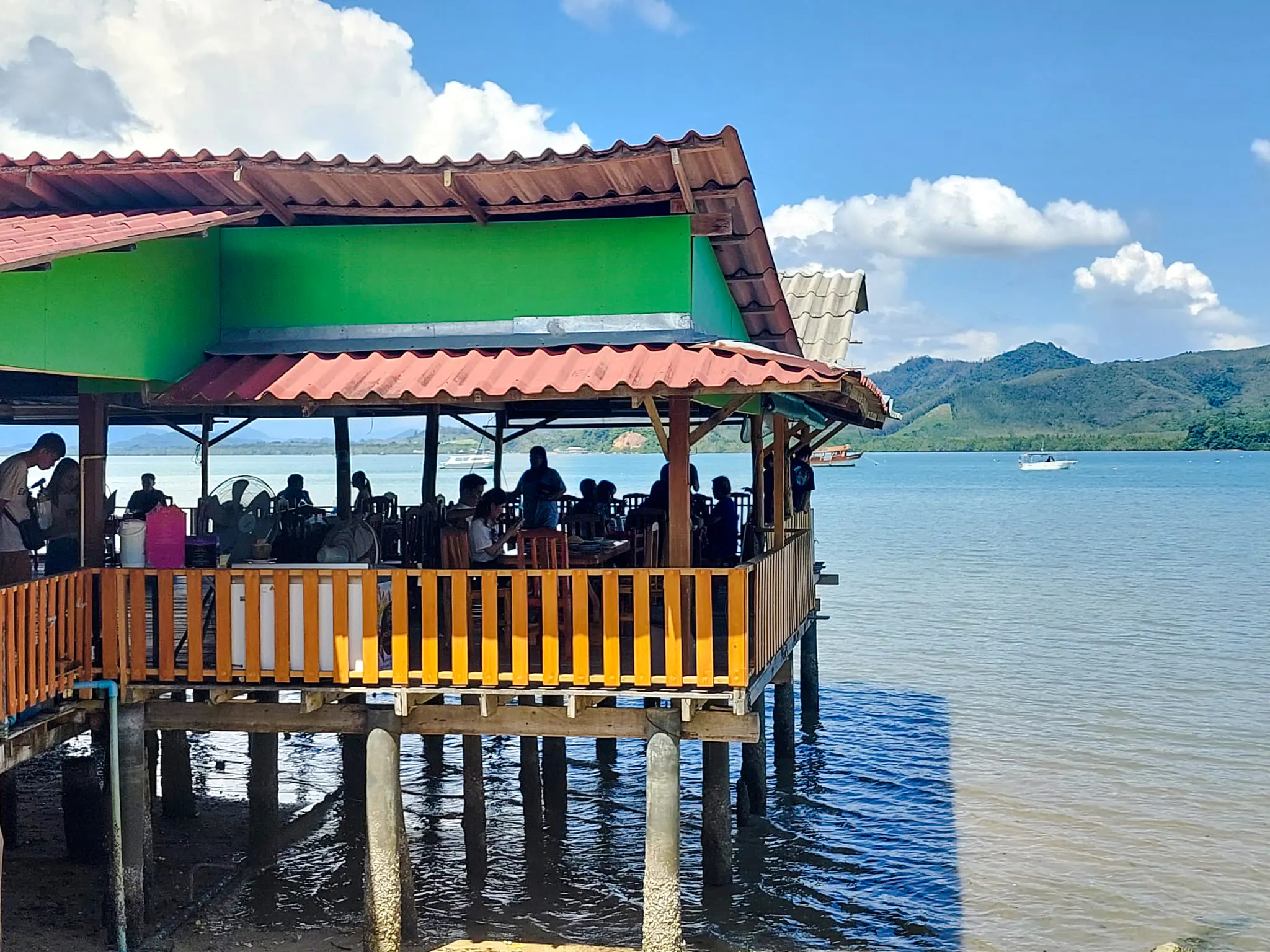 Phuket Countryside Mountain Bike Tour with Lunch and Transfers from Main Beaches