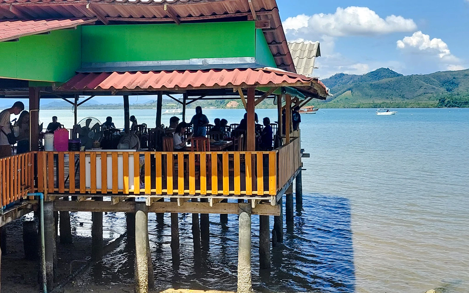 Phuket Countryside Mountain Bike Tour with Lunch and Transfers from Main Beaches