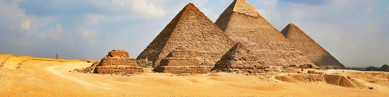 From Cairo: Half-Day Guided Tour of Giza Pyramids & Sphinx with Entry Tickets & Hotel Transfers