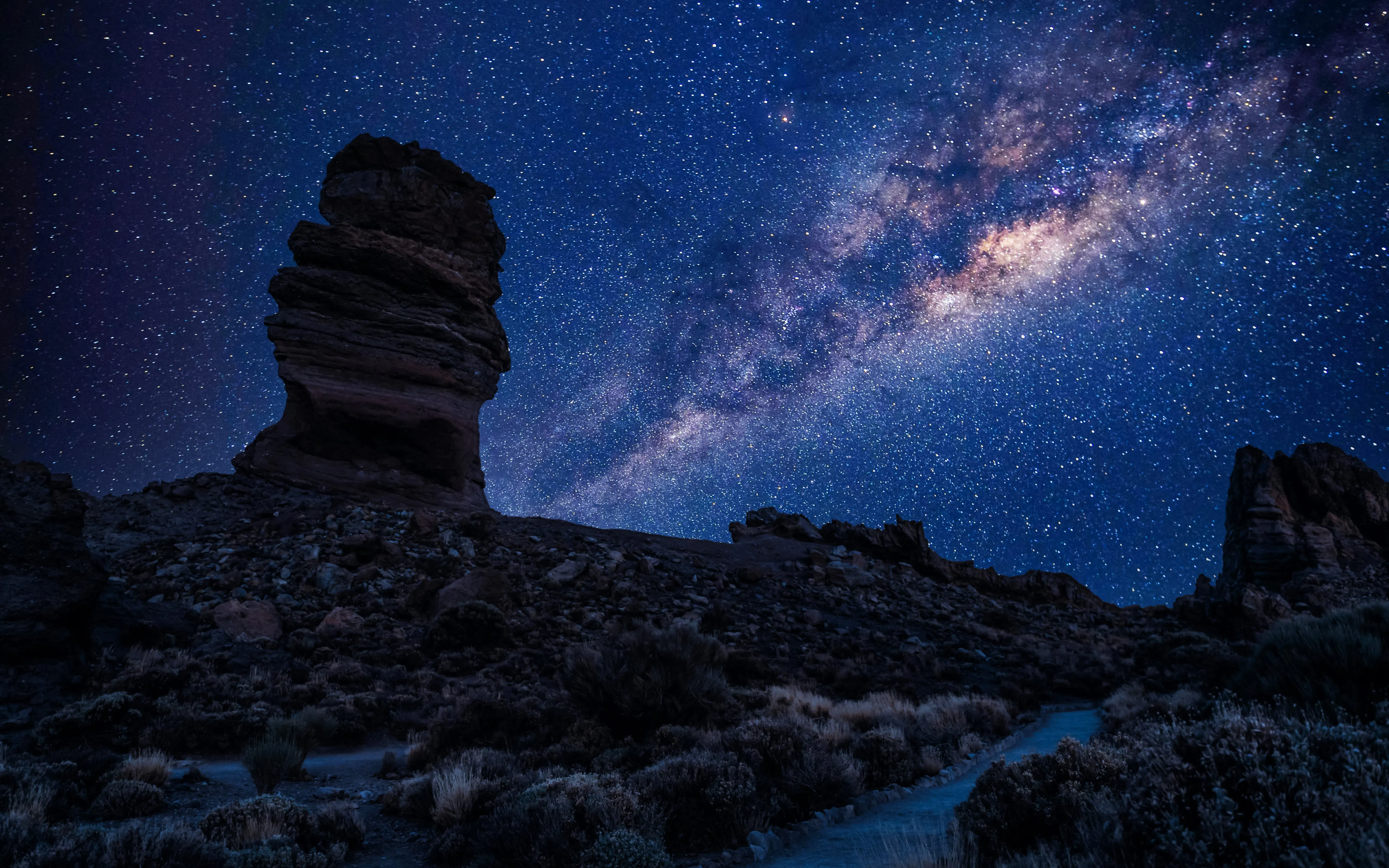 Milky Way over Roque Cinchado at Roques de Garcia, Las Cañadas del Teide, Tenerife.