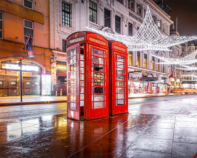 Golden Tours: London Christmas Lights Night Bus Tour