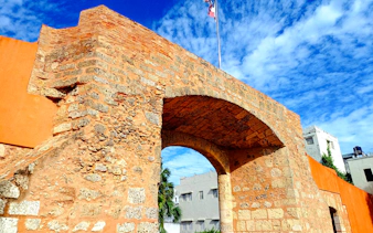 Stone archway in Santo Domingo on the Private City Tour from Punta Cana.