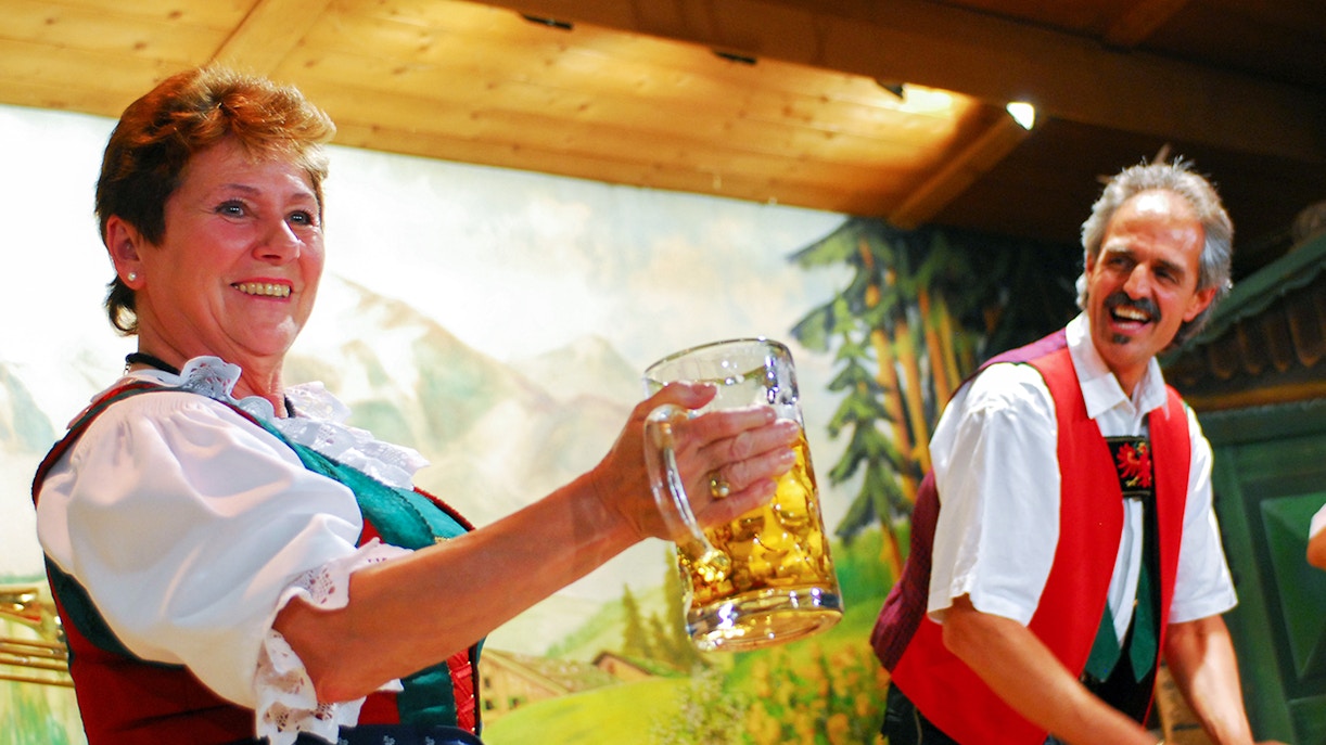 Tyrolean Evening Show Innsbruck with the Gundolf Family