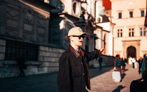 krakow history walking tour with drink & polish snack-2