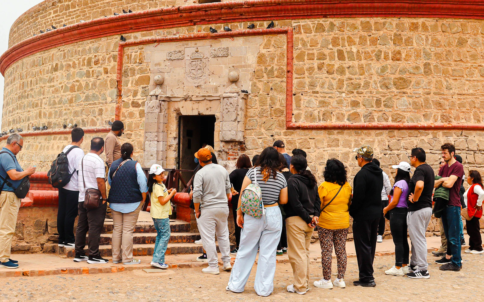 From Lima: Callao Monumental and Artistic Guided Tour Image 3