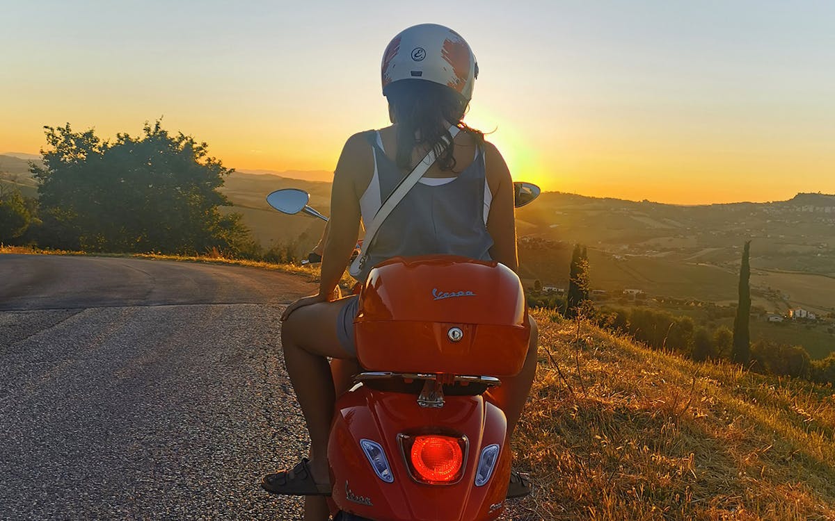 vespa tour of old villages in fermo area-6 vespa tour of old villages in fermo area-6