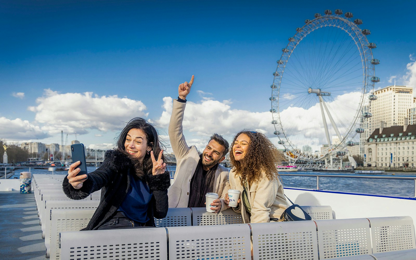 Flexible Sightseeing Cruise on the Thames River with iconic London landmarks in view