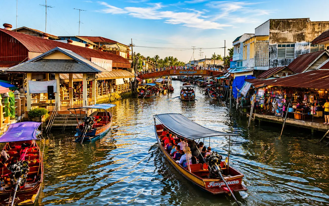 privat tur: amphawa flytende marked, apemating og trai-6