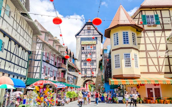from kuala lumpur: bukit tinggi french village and genting highlands day trip with awana skyway cable car-10