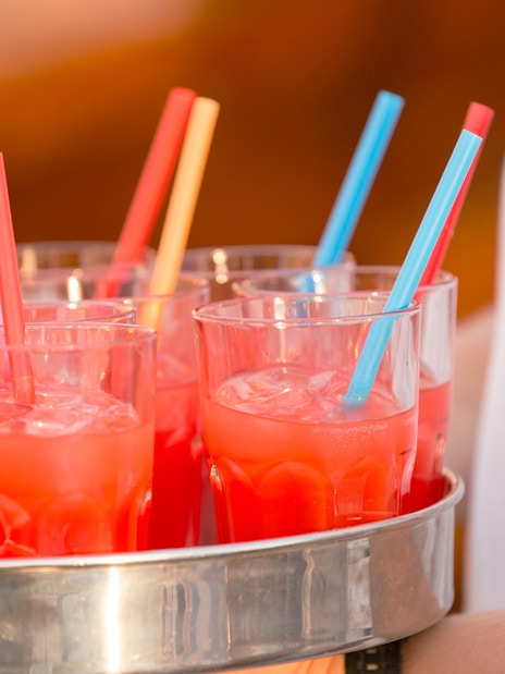 Cocktails on a tray during Game of Thrones cruise in Dubrovnik.