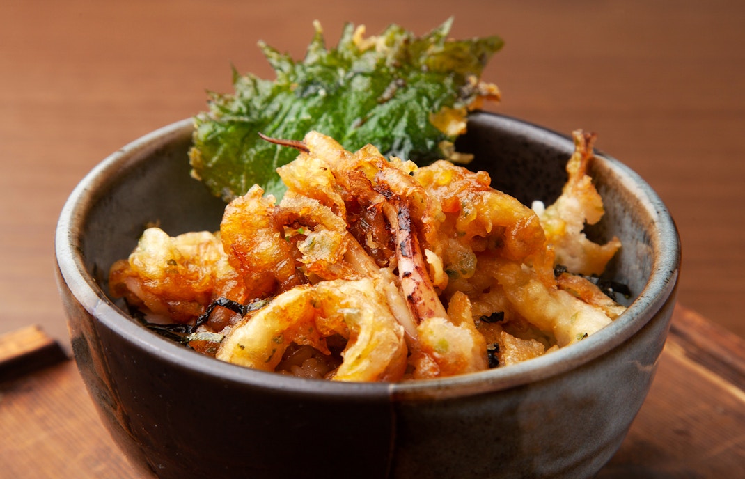 A bowl of tempura.