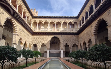 Small-Group Guided Tour of Alcázar of Seville
