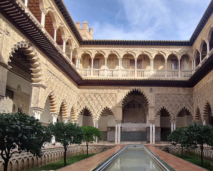 Small-Group Guided Tour of Alcázar of Seville