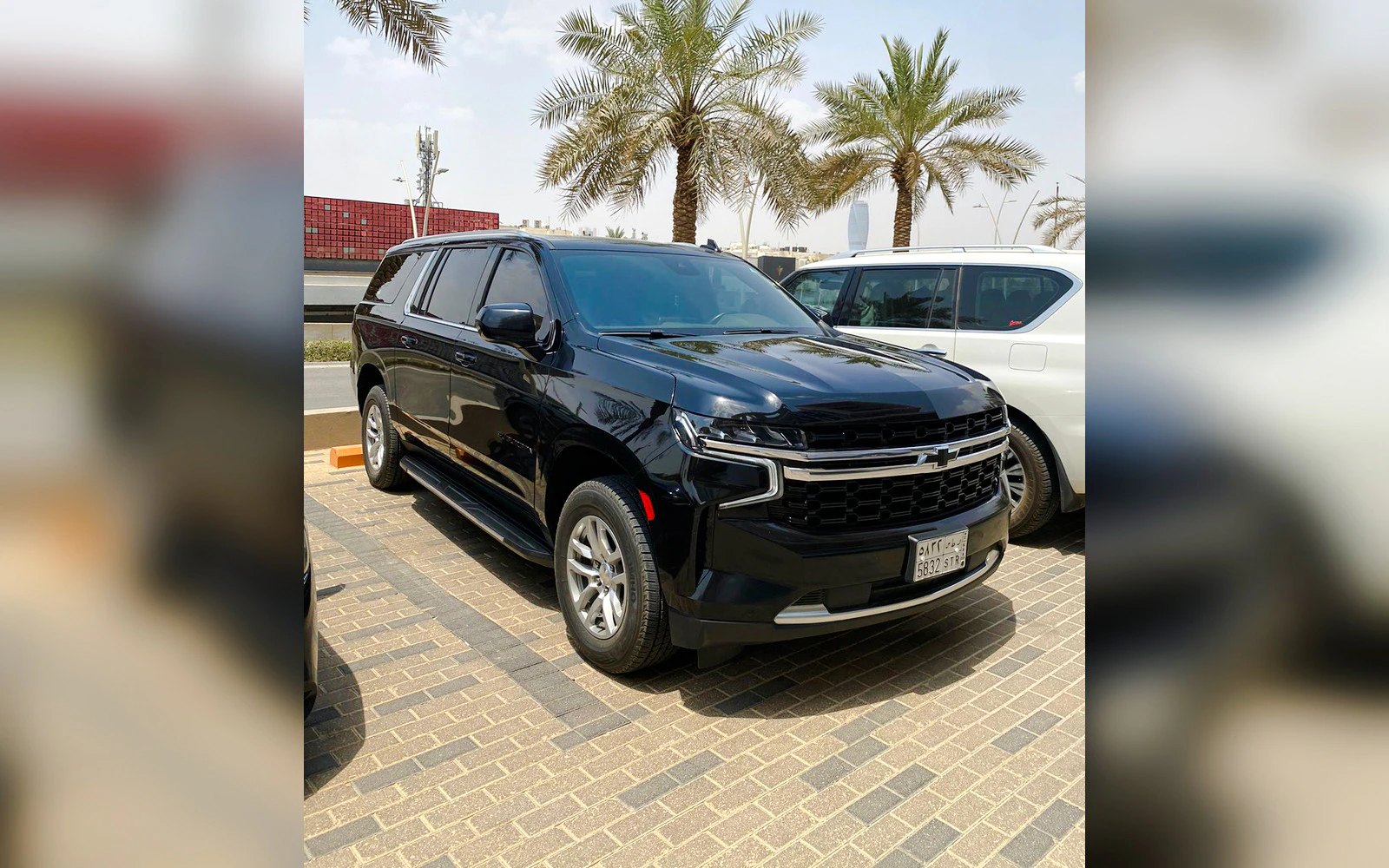 Riyadh: One-Way Private Airport Transfer in GMC SUV Image 2