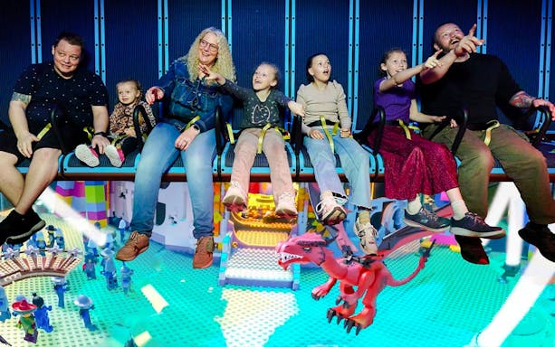Guests on a ride at THE LEGO MOVIE World in LEGOLAND Billund.