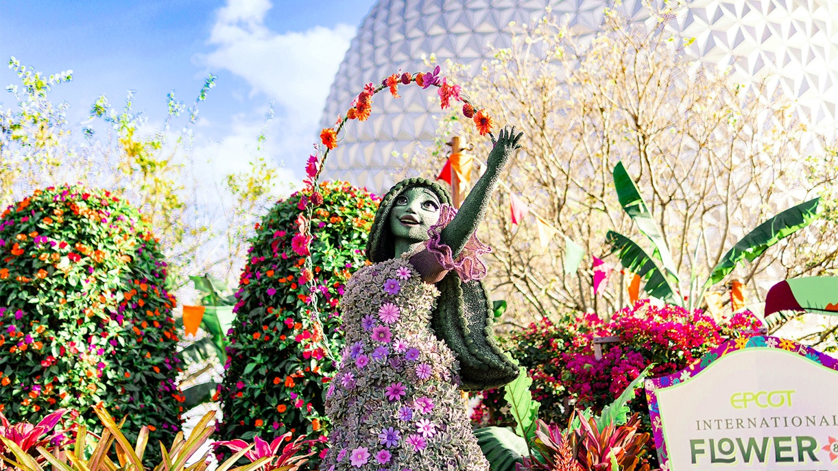Topiary display at EPCOT Flower Garden Festival, Walt Disney Resort Orlando.
