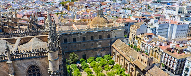 La Giralda Seville tower view