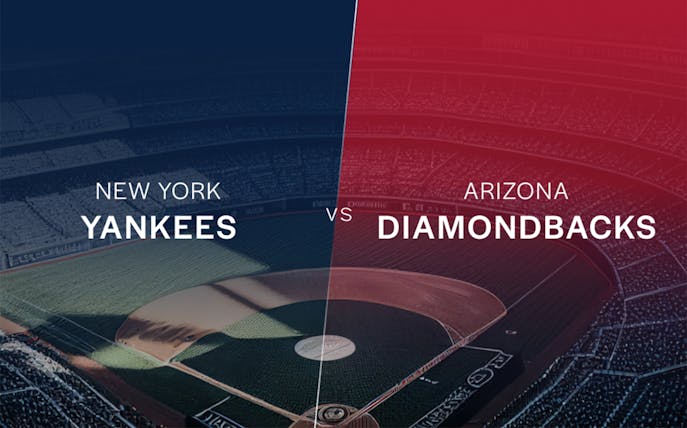 New York Yankees vs Arizona Diamondbacks game at a baseball stadium.