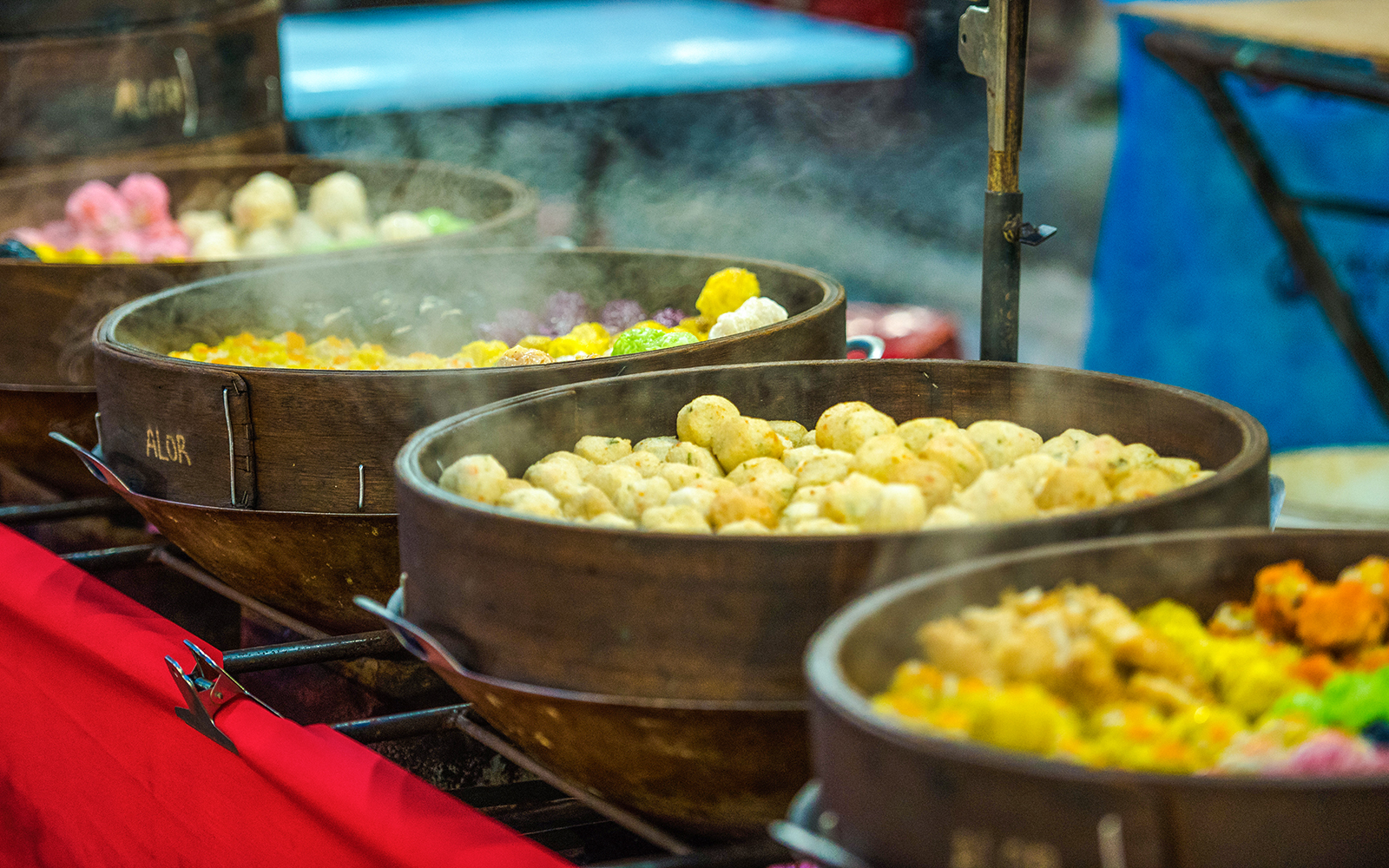 Lunch with vegetarian options (optional)