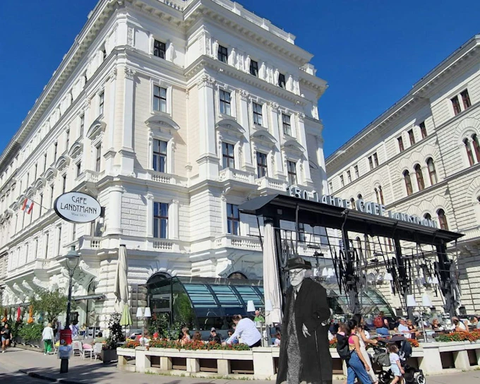 Freud's Vienna: Self-Guided City Exploration Game