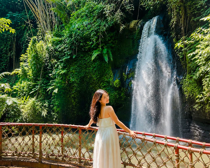 { "experienceName": "Ubud Private Day Tour: Sacred Monkey Forest, Tegallalang Rice Terraces, Tirta Empul & Ulu Petanu Waterfall"
} (Product 55040)