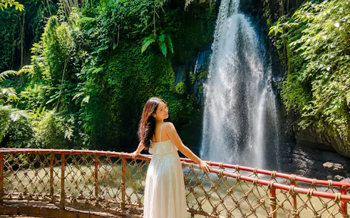 {
"experiencename": "ubud private day tour: sacred monkey forest, tegallalang rice terraces, tirta empul & ulu petanu waterfall"
}-1