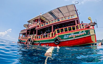 Koh Chang 3 or 4-Island Big Boat Snorkeling Tour with Lunch