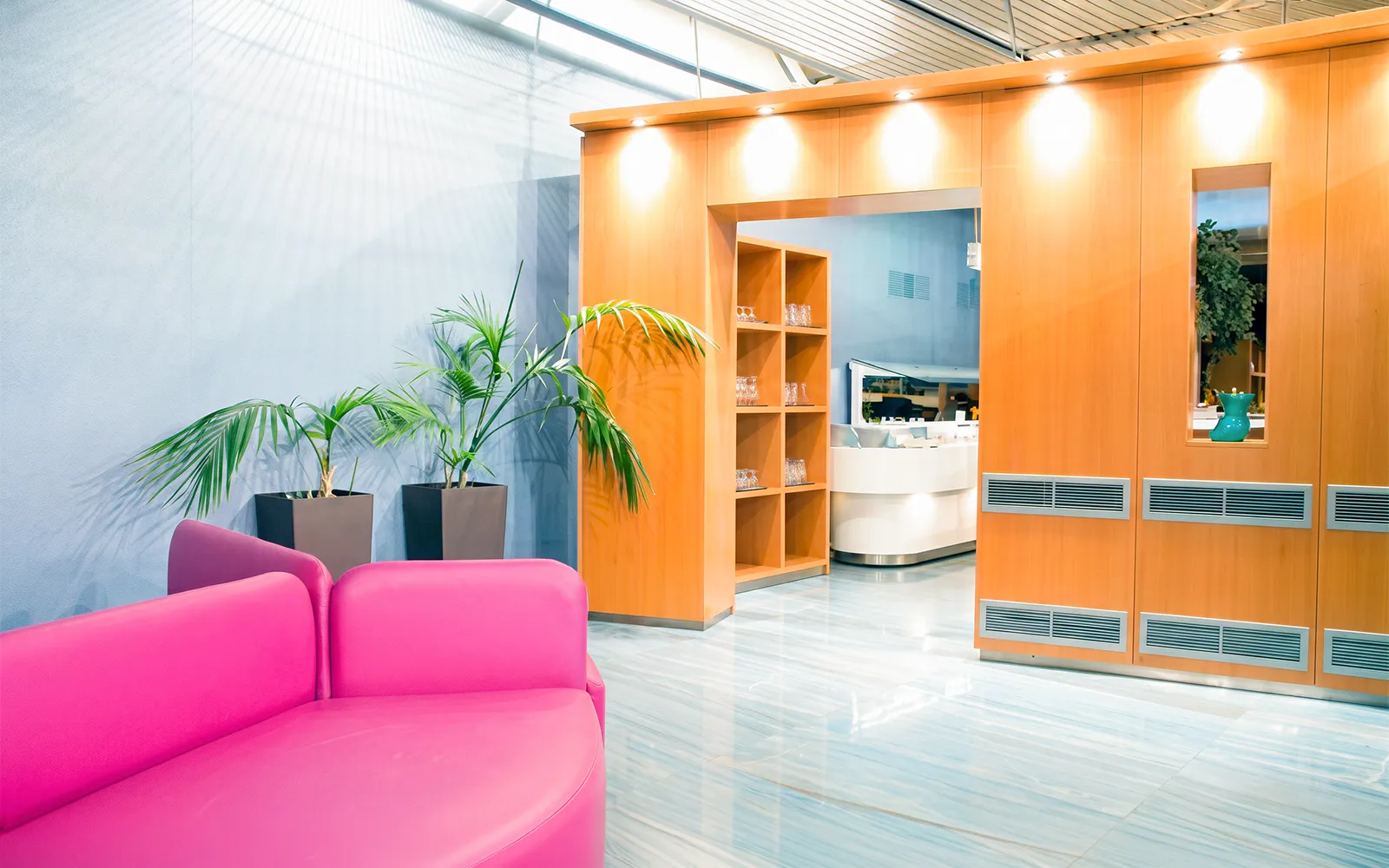 Athens International Airport: Skyserv Melina Merkouri Lounge at Hall B Image 6