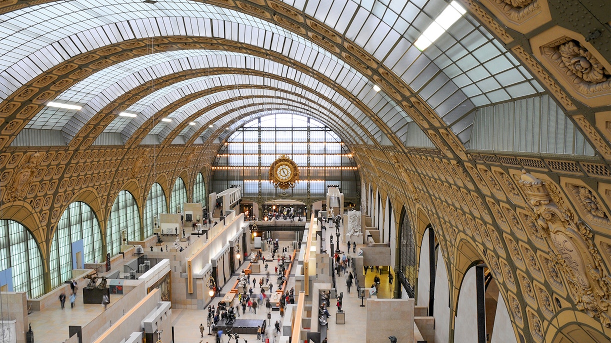 Musée d'Orsay near Notre Dame, Paris
