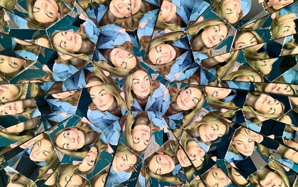 Kaleidoscope mirror effect at Paradox Museum Barcelona.