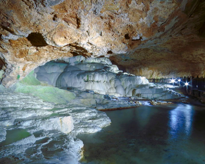 From Pamukkale: Private Vehicle and Driver to Laodicea, Kaklik Cave and Lake Salda