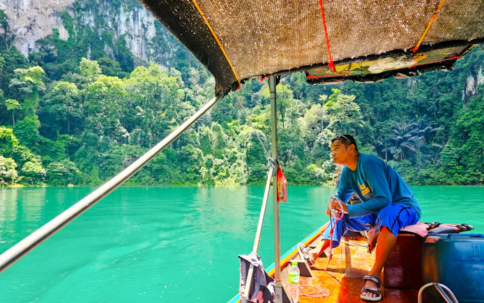 From Phuket/Krabi/Khao Lak: Private Khao Sok Day Trip with Cheow Lan Lake Longtail Boat Tour