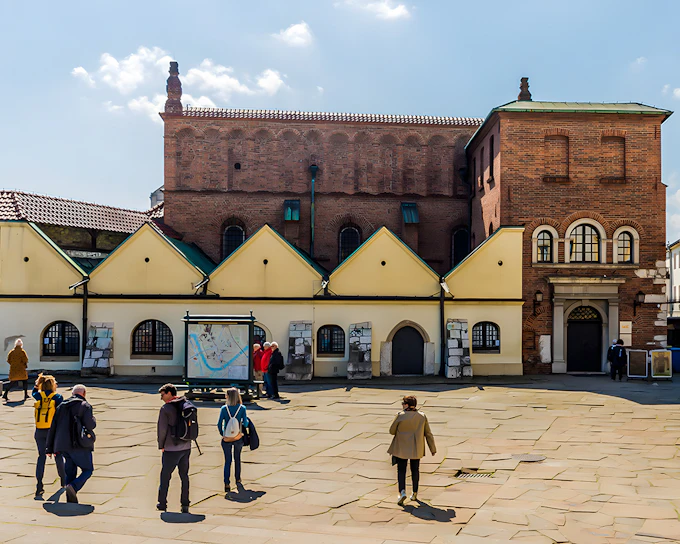 Jewish Quarter Kazimierz & Schindler's Factory Guided Tour